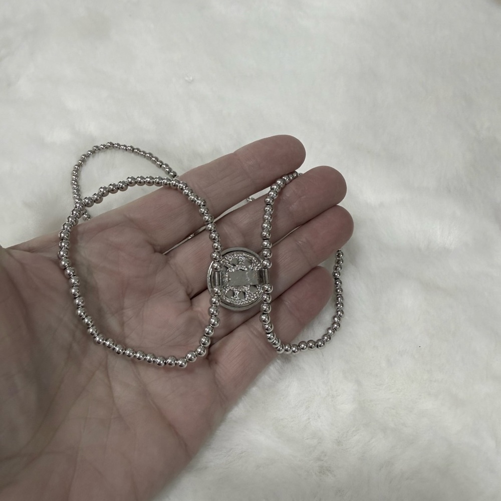 Gucci Silver Bead Bracelet with Brown Monogram Medallion - Picture 3 of 6